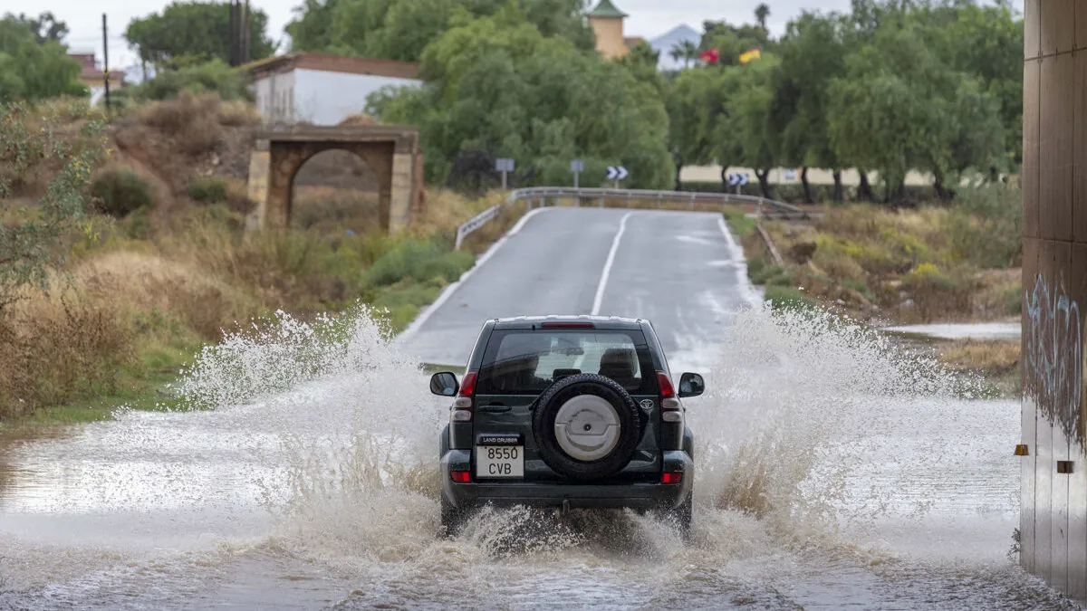 Murcia sigue en alerta por las inundaciones, que obligan a movilizar a la UME
