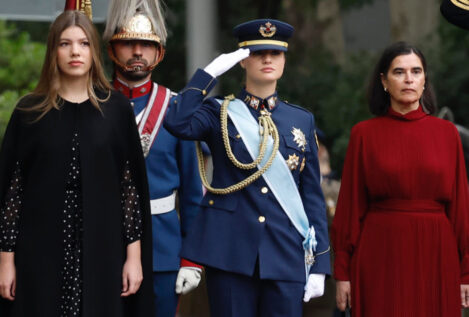Sofía deja de lado su timidez y se lleva todo el protagonismo en el 12-O con su look más sobrio