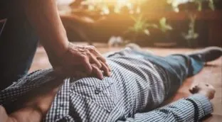 Reanimación cardiopulmonar al alcance de cualquier persona: cómo salvar una vida
