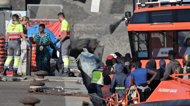 Dos nuevos rescates elevan a 134 los inmigrantes llegados este jueves a Canarias