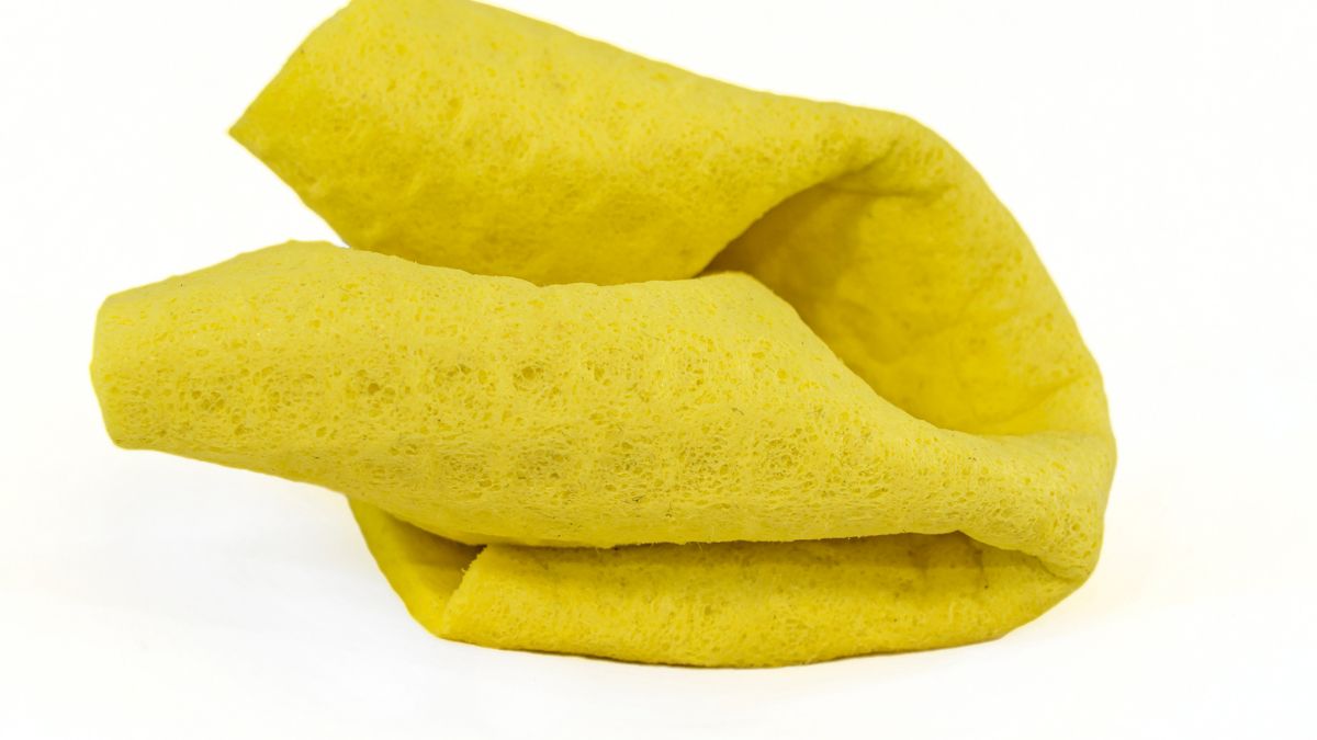 Cómo eliminar la capa babosa de las bayetas de cocina