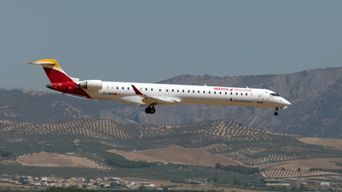 Polémica por la propuesta de Granada de retirar el nombre de Jaén del aeropuerto compartido