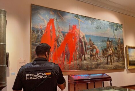 El cuadro de Colón vandalizado en el Museo Naval requiere de «una restauración completa»