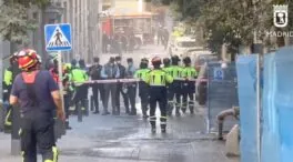 Tres heridos y cuatro desaparecidos tras el derrumbe del forjado de un edificio en Madrid