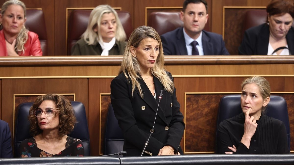 El PP reprocha a Díaz: si un autónomo pagase en efectivo como el PSOE, lo sancionarían