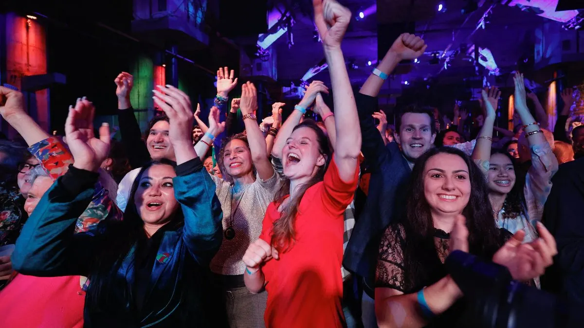 Los socioliberales encabezan las elecciones de Países Bajos, según sondeos a pie de urna