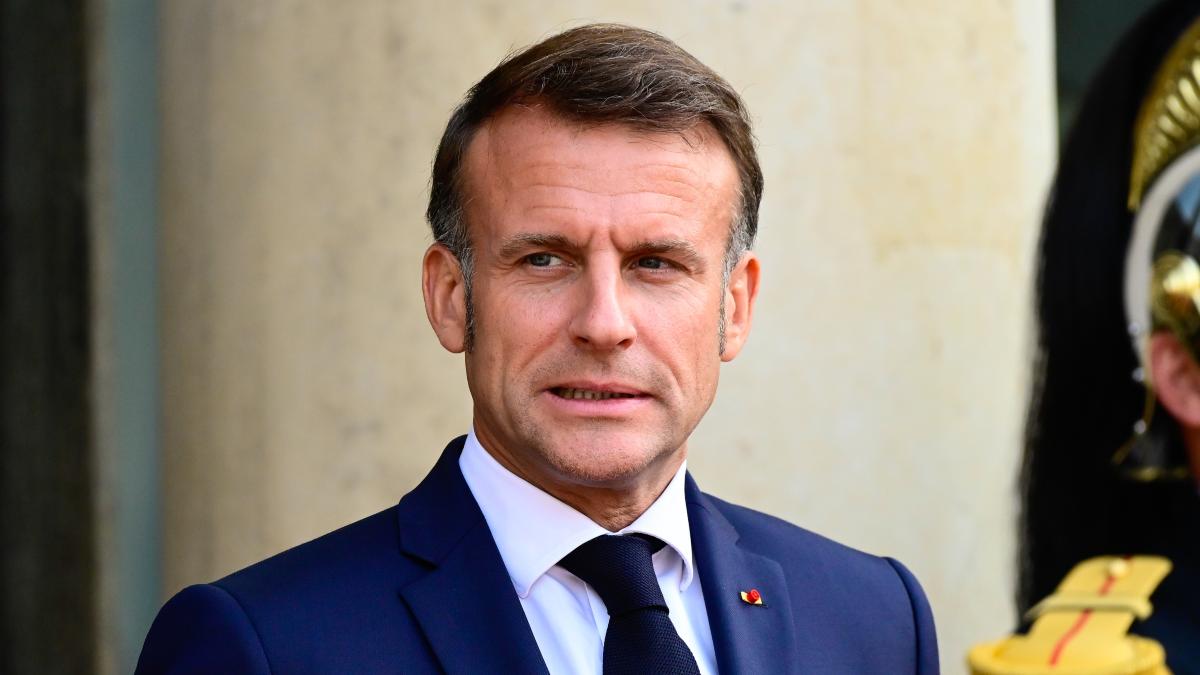 Macron acusa de «antisemitismo de extrema izquierda» a Mélenchon tras nombrar a Epstein