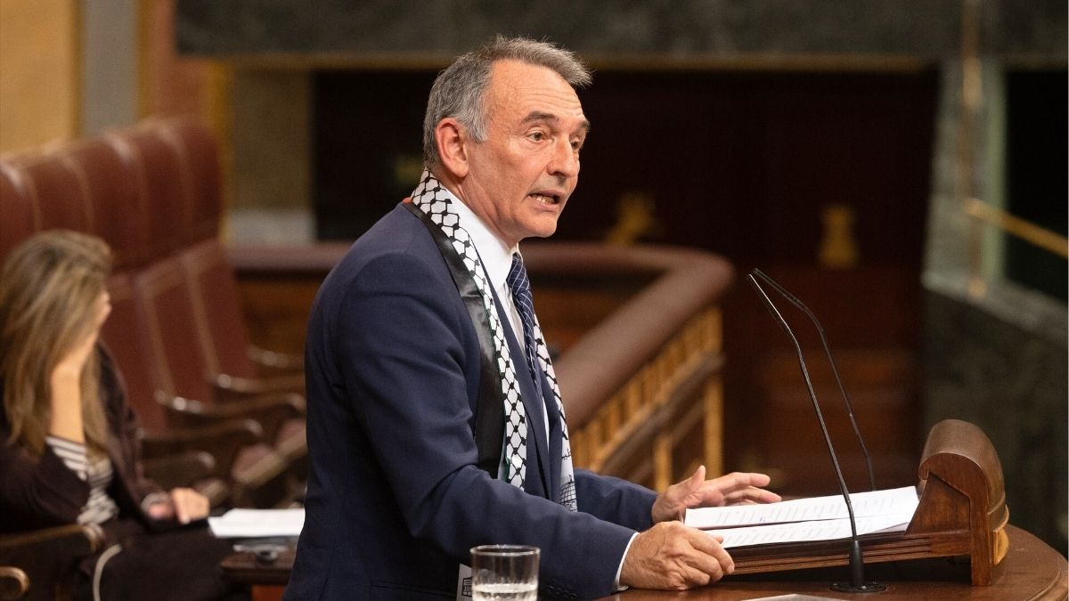 IU acusa al juez Puente de «injerencia» al poder legislativo y de querer hacer política
