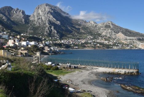 Entran a nado en Ceuta 32 menores de Marruecos, entre ellos tres niñas
