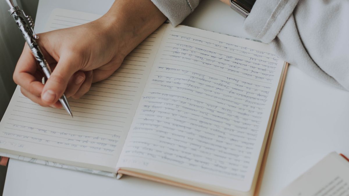 Los beneficios de escribir a mano para el aprendizaje y la memoria según Andersson