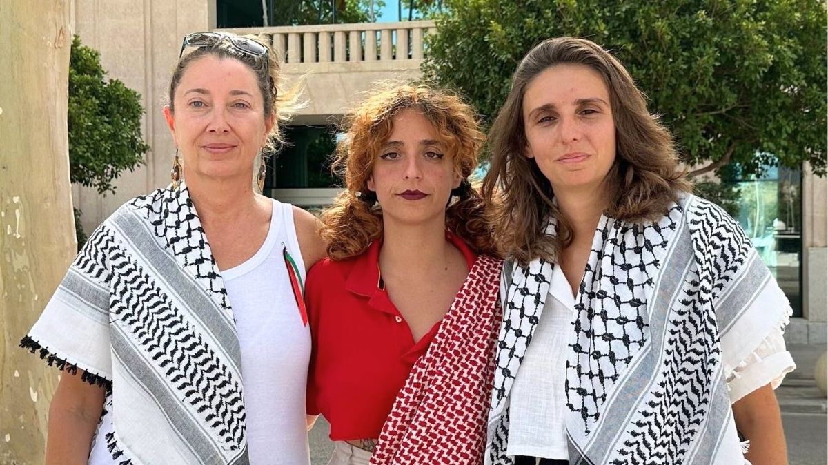 La española Reyes Rigo y otros cinco miembros de la segunda flotilla a Gaza aterrizan en Madrid