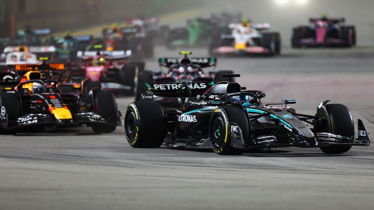 Russell arrasa en Singapur: McLaren se corona campeón y heroicidad de Alonso y Sainz