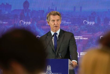 Feijóo denuncia que la inmigración ilegal es «la vía de entrada más rápida» a España