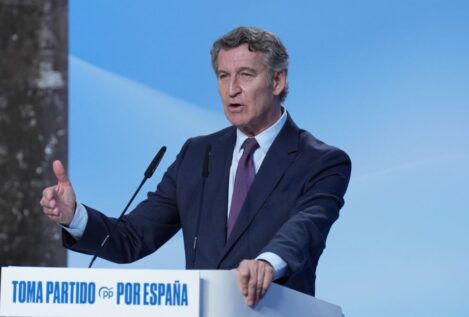Feijóo plantea reforzar los requisitos para que un inmigrante adquiera la nacionalidad