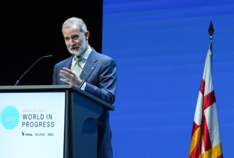 Felipe VI pide no dar por sabidos derechos que «costó décadas lograr o recuperar»