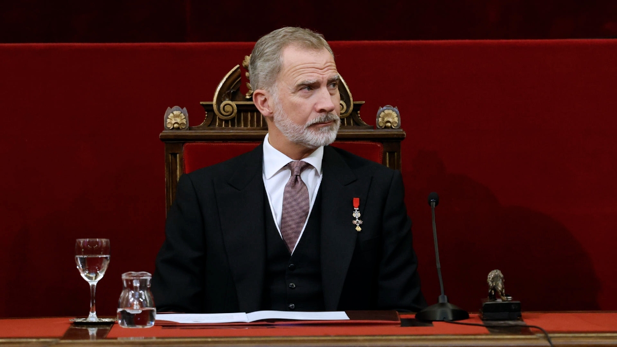 El Rey inaugura el curso de las Reales Academias agrupadas en el Instituto de España