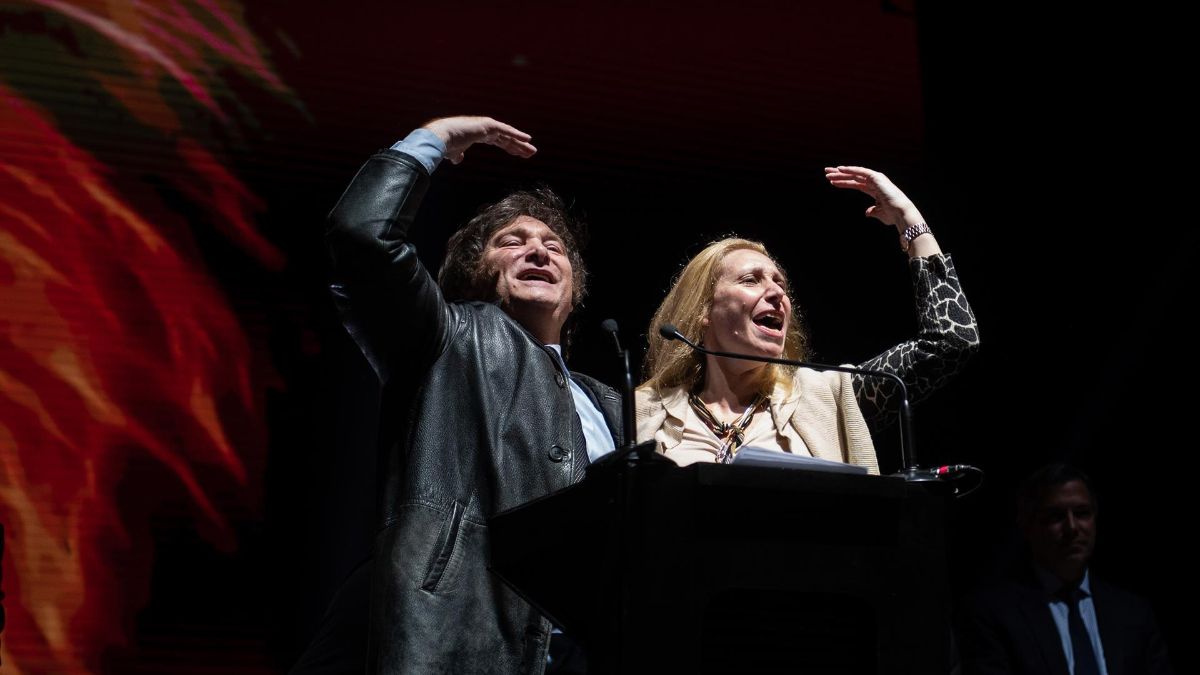 Ordenan analizar los teléfonos de Milei y su hermana por el escándalo de la criptomoneda