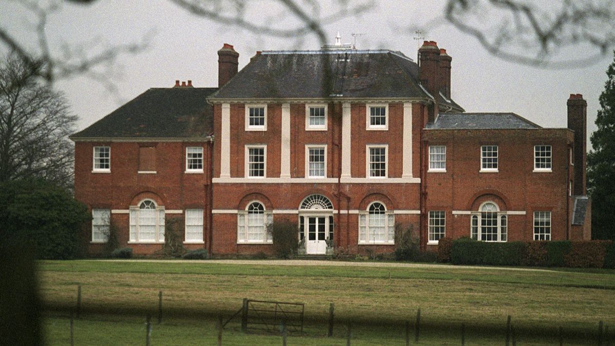 Forest Lodge, el nuevo hogar de Guillermo y Kate Middleton con pista de tenis y estanque