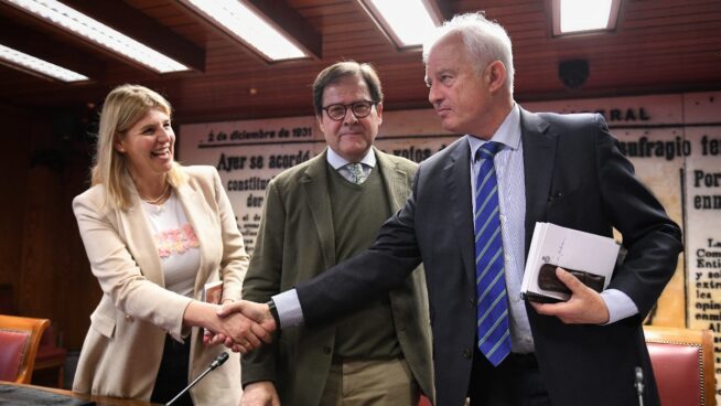 El sanchismo pasa al ataque con los senadores del PP en la 'comisión Koldo'