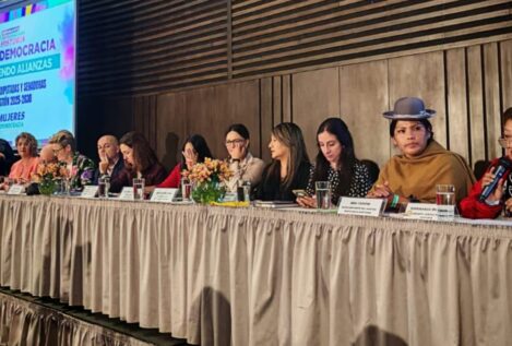 El Gobierno destina 400.000 euros a fomentar una agenda «despatriarcalizadora» en Bolivia