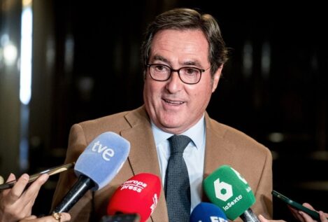 Garamendi: «Un directivo estaría en la calle si no presenta presupuestos en tres años»