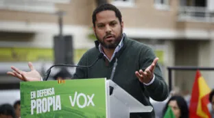 Oleada de violencia contra Vox en Cataluña: el partido denuncia siete agresiones en octubre