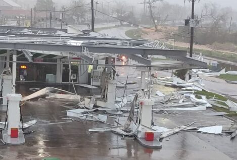 El huracán 'Melissa' golpea Jamaica y se acerca a Cuba, con más de 735.000 evacuados