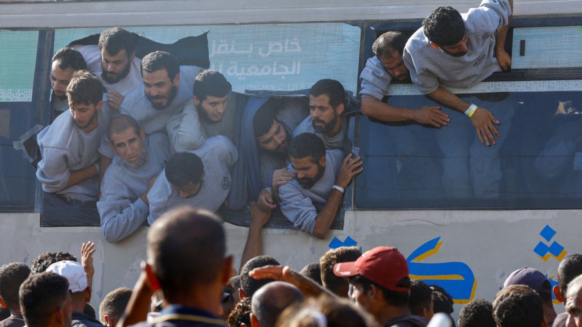 Llegan a Gaza los primeros presos palestinos liberados por Israel tras el canje con rehenes