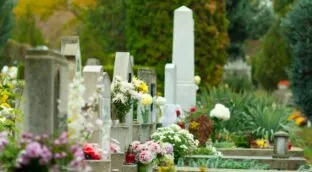 Horario de los cementerios de Madrid este sábado 1 de noviembre por Todos los Santos