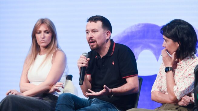 Iglesias ofrece su apoyo al PSOE para «reventar a la derecha» y a sus «activos políticos»