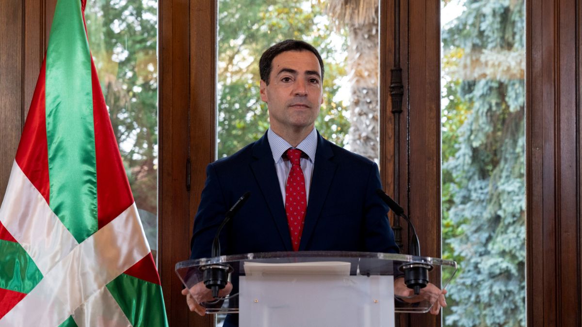 Pradales: «La creciente falta de respeto a la autoridad afecta a la convivencia del país»