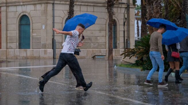 Las intensas lluvias ceden y solo cuatro comunidades siguen en alerta