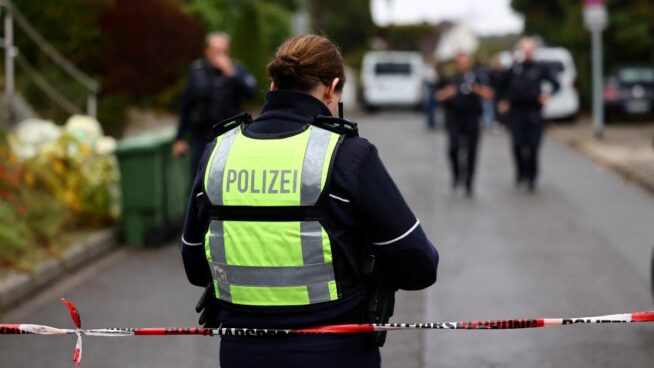 La alcaldesa de Herdecke (Alemania), Iris Stalzer, en estado crítico tras ser apuñalada