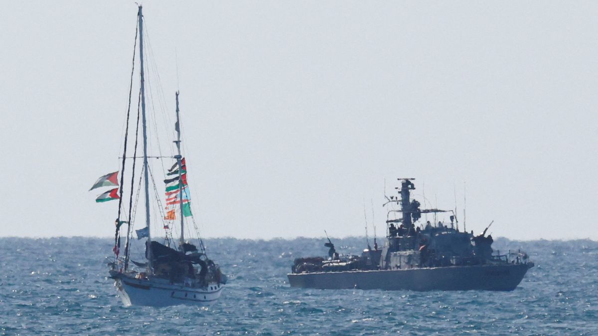 Israel traslada a 473 tripulantes de la flotilla a una prisión del sur del país
