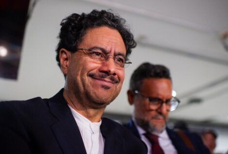 El senador Iván Cepeda será el candidato presidencial del partido de Petro en Colombia