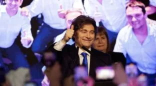 Milei elige a un militar como ministro de Defensa por primera vez en democracia