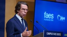 Aznar no ve factible una «moción de censura» y rechaza pactar con Puigdemont