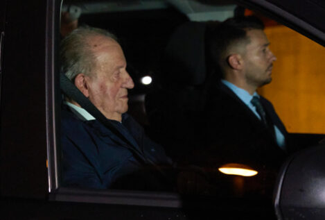 Por qué el rey Juan Carlos ha ingresado en una clínica en Vitoria tras el avance de sus memorias