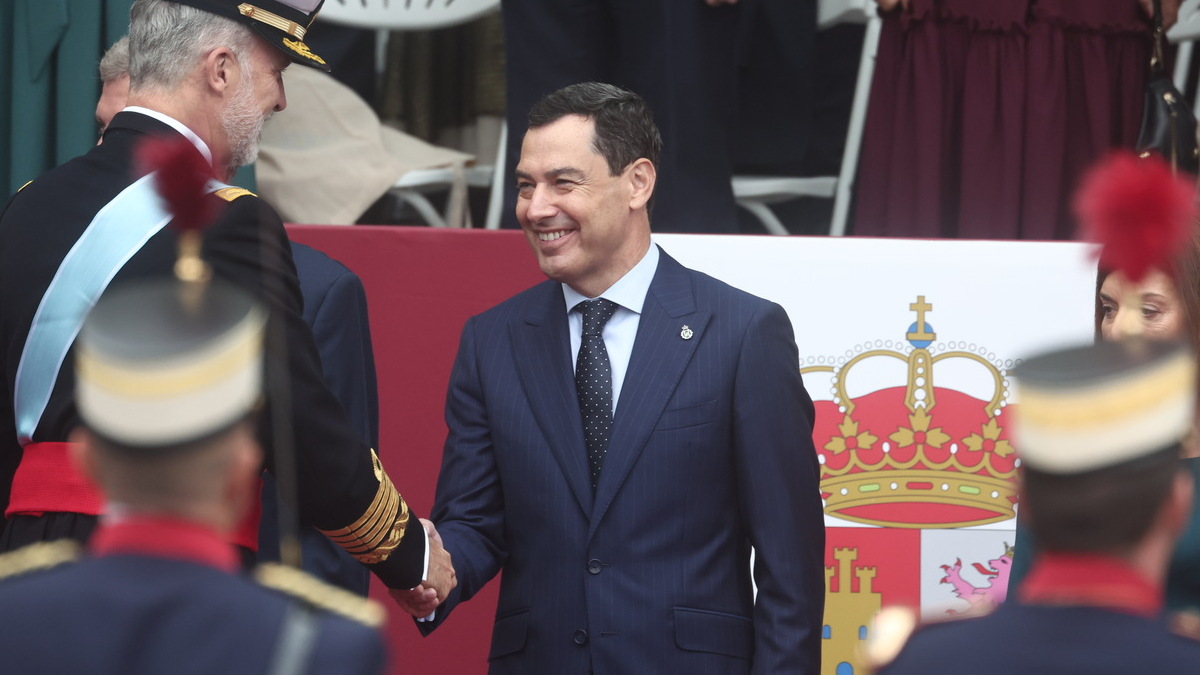 Juanma Moreno admite que está a un escaño de perder la mayoría absoluta en Andalucía