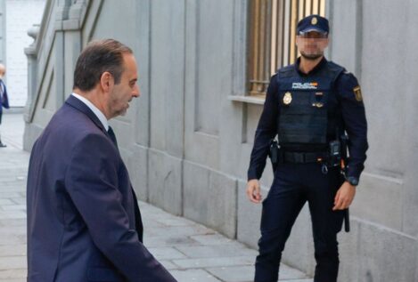El juez abronca a Ábalos en el Supremo: «Esto no es el Congreso, diga si va a declarar o no»