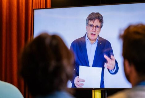 Puigdemont acusa a Illa de llevar a Cataluña al colapso y reclama un liderazgo valiente