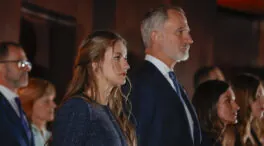 Leonor rompe su regla no escrita y se olvida del traje: su impecable conjunto 'brilli' en Oviedo
