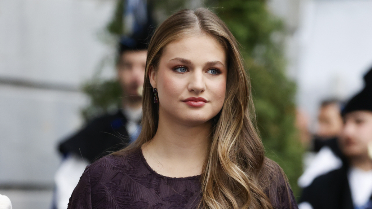 Leonor, más princesa que nunca: deslumbra en los premios con un vestido de 50 euros de H&M