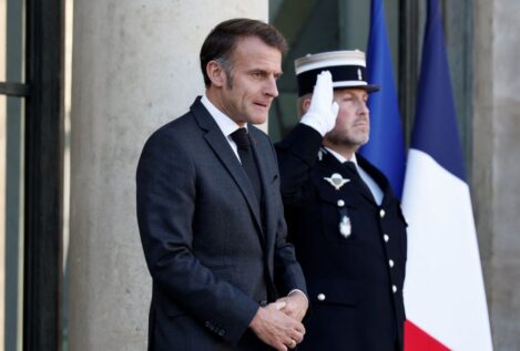 Macron promete recuperar las joyas robadas en el Louvre y un nuevo programa de seguridad