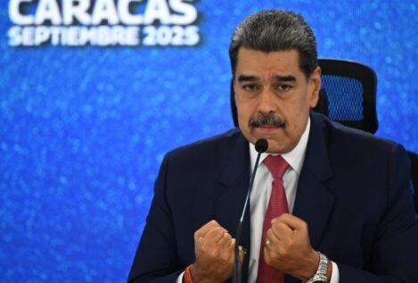 Maduro ordena a los venezolanos iniciar una «huelga general» si atacan al país