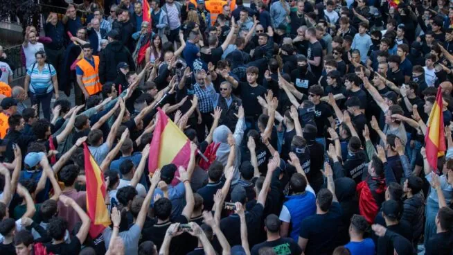 Puestos en libertad los 19 detenidos por los incidentes tras el acto de Falange en Vitoria