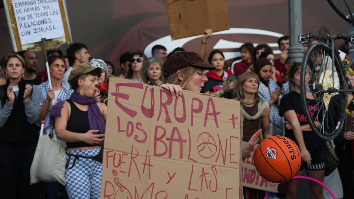 Cinco detenidos en altercados durante la protesta por el Valencia Basket-Hapoel Tel Aviv