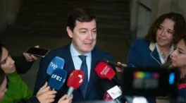 Fiscalía abre investigación tras una denuncia contra Mañueco por los incendios de agosto