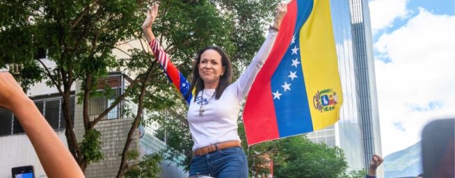 Ni Sánchez ni Albares felicitan a María Corina Machado por su premio Nobel de la Paz