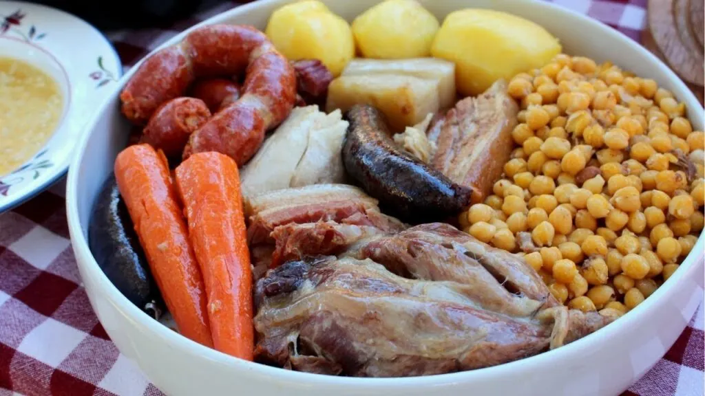 Cocido. Canva